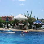 Hotel Mg Moms