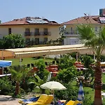 Mg Moms Hotel Kemer