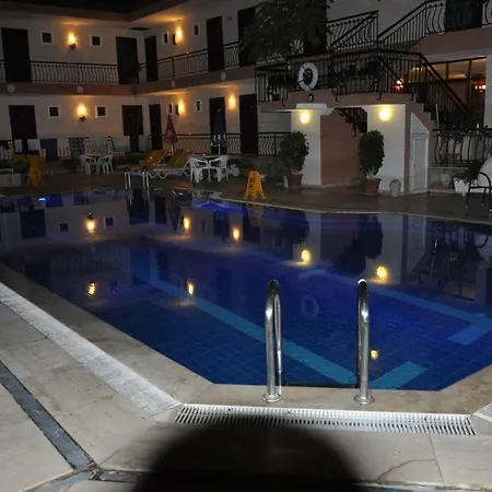 Mg Moms 3* Kemer