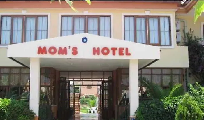 Mg Moms Hotel